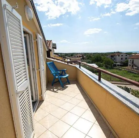 Sunny Maj Porec