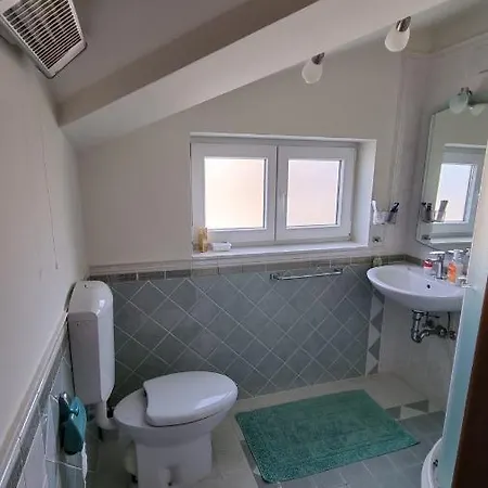 Sunny Maj Apartment *