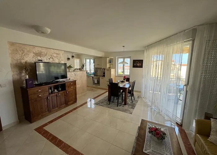 Sunny Maj 아파트 *